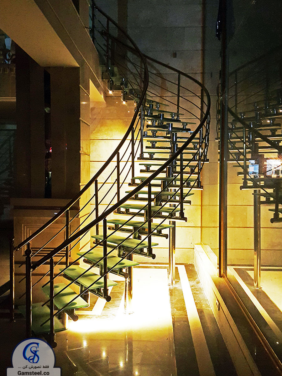 پله پیش ساخته شیشه و فولاد دوبلکس