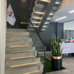 Special-and-customized-VIP-stairs-gamsteel-900x1200-05