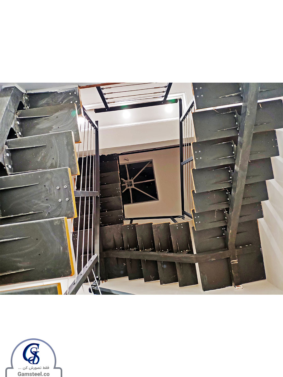 راه پله شمشیری کابلی فلزی چوبی