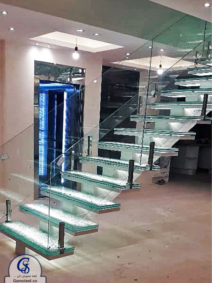 پله شیشه ایی دستگیره شیشه