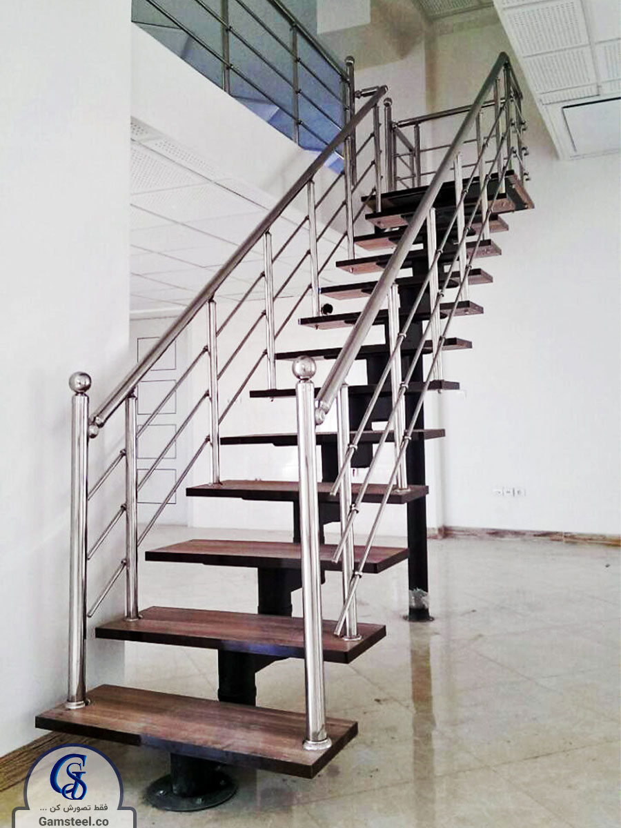 پله پیش ساخته چوب و استیل